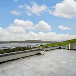 Вилла Suaimhneas Castle Demesne *