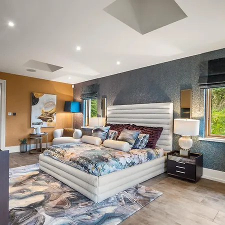 Suaimhneas Castle Demesne * Errislannan