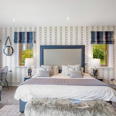 Suaimhneas Castle Demesne Errislannan