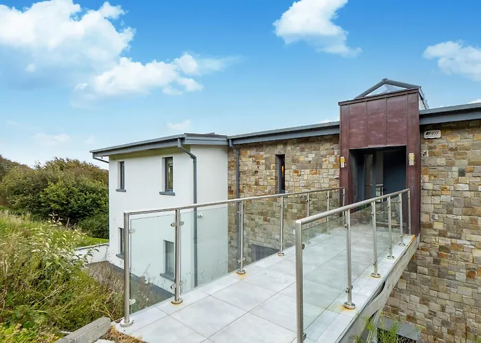 Suaimhneas Castle Demesne *