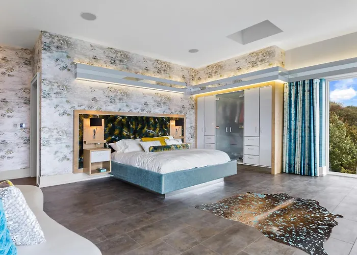 Suaimhneas Castle Demesne クリフデン