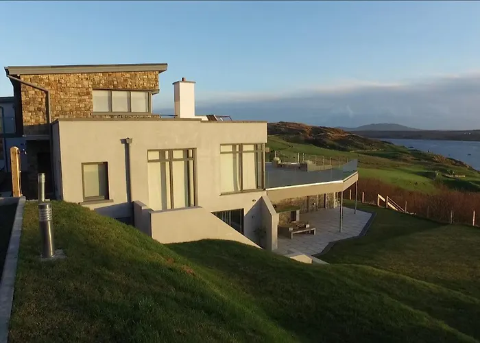 ヴィラ Suaimhneas Castle Demesne クリフデン